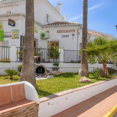 דירות Apt Nerja Chimenea With Ocean View, A/C, & Fiber מראה חיצוני תמונה